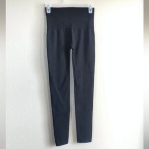 SPANX Takes Off Size XL Black High-Rise Leggings